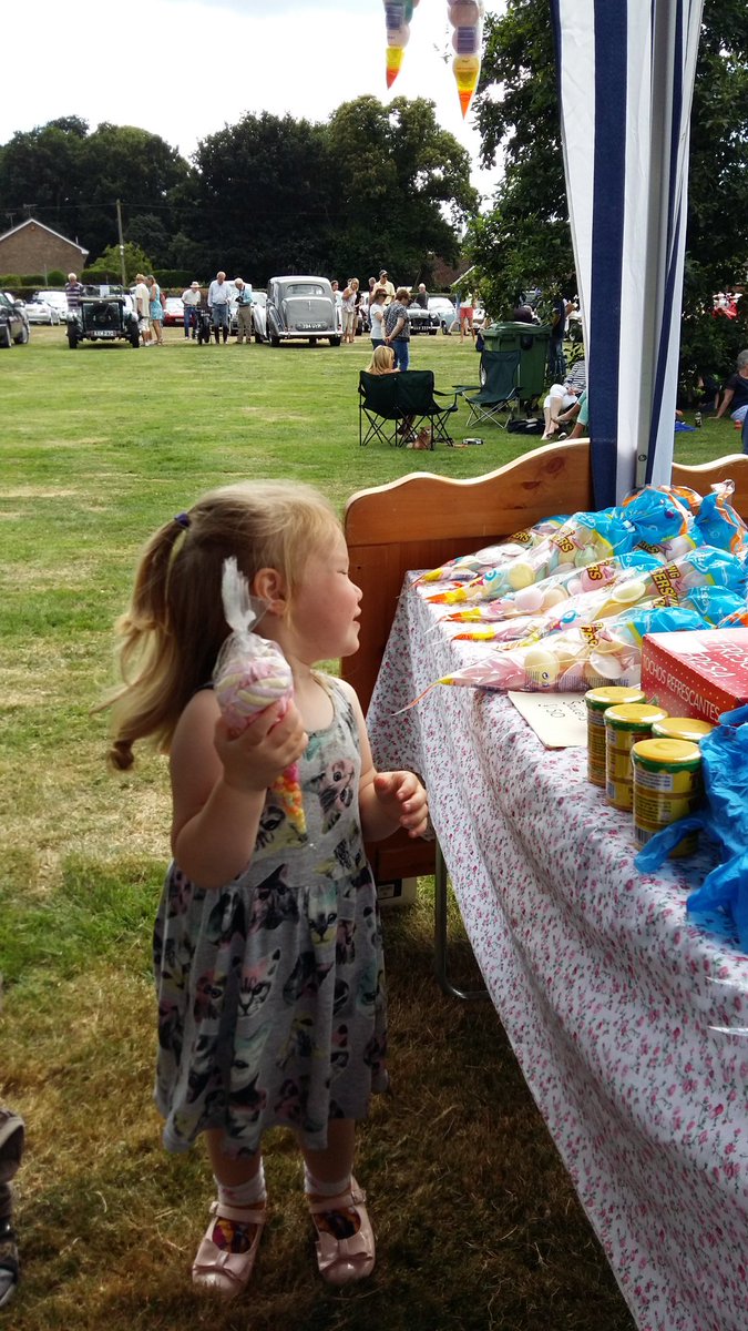 PipSweets's tweet image. Had a great day at Sadcase car show yesterday #classiccars #sportscars #Tesla