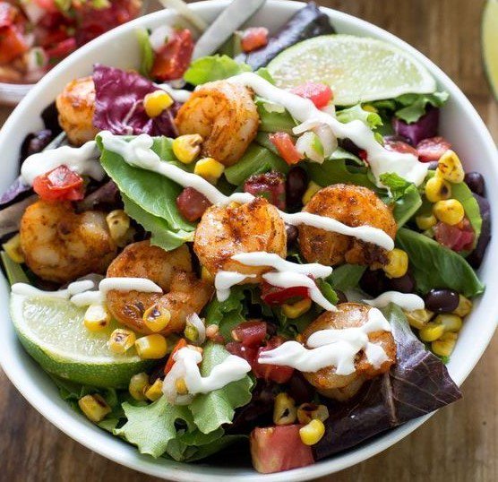 Sillysiamese's tweet photo. #WoodFired #Sweepstakes - I make this Blackened Shrimp Salad often.  It has corn, black beans, shrimp &amp; lettuce https://t.co/QUtYYZcx1b