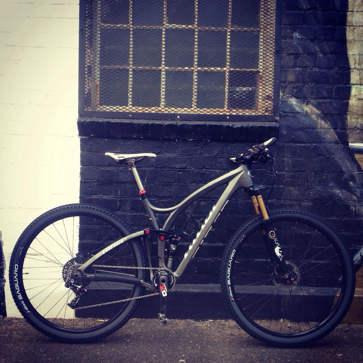 wearebikemob's tweet photo. Customers Niner was stolen at the @dirtopia #DieBurgerMTBChallenge yesterday. Help in finding would be appreciated. https://t.co/biWAHR2ChH