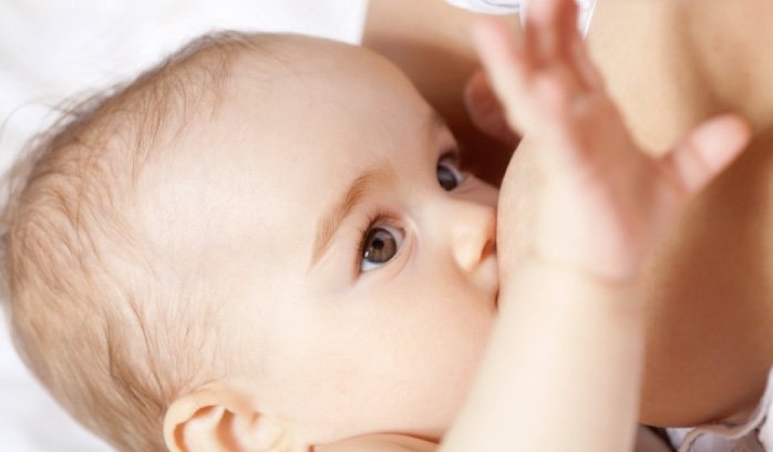 GabrielHilsaca's tweet photo. Semana de la #lactancia: los 10 beneficios de amamantar para las madres y sus hijos https://t.co/rayfZvrhI5 https://t.co/URS7RO4oLL