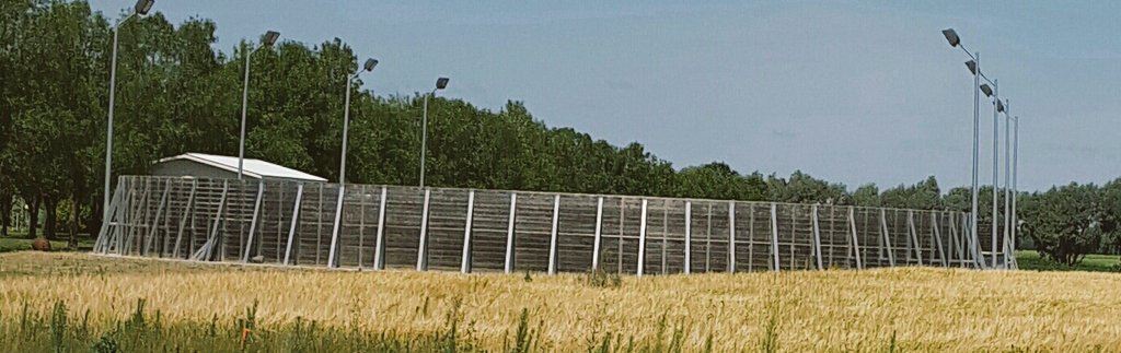 timmwes's tweet photo. This local #HutteriteColony built their own field of dreams with this outdoor hockey rink.  #NHLJets https://t.co/6esYFP56eW