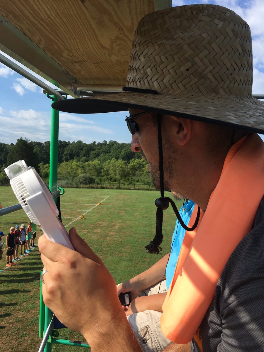 KrhsChorus's tweet photo. This is how we stay cool at band camp. @kettlerunband https://t.co/zQDWM0d2PE