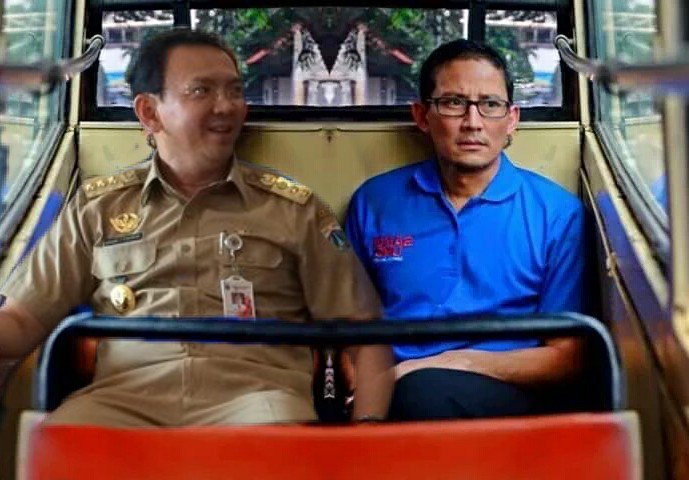 <a href="/bebiben/">Ben</a> <a href="/zarryhendrik/">z. h.</a> grogi pak...