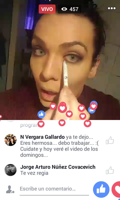 FansFersbrown's tweet photo. Nuestra princesa @Fersbrown esta trasmitiendo en vivo por #Facebook #FersloVers https://t.co/ZY6IczjVcg