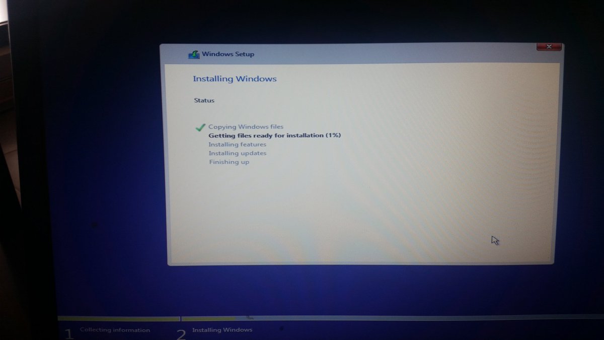 maraamai's tweet image. Pos... no ha quedado otra.. #DiskFailure.. #instalando de cero.. la info del otro disco a tomar por culo... #Noback