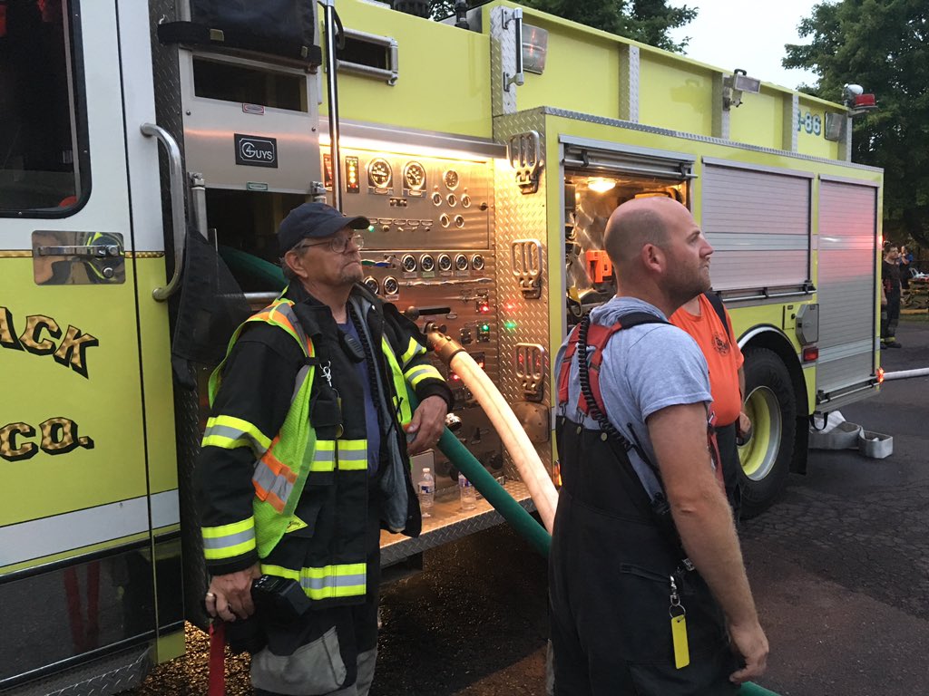 skippackfire's tweet photo. 08/01/16 Incident: 08-01-2016  02:43:14 BUILDING FIRE COMMERCIAL PALMER INTERNATIONAL INC
2036  LUCON RD https://t.co/hAkriwSREj