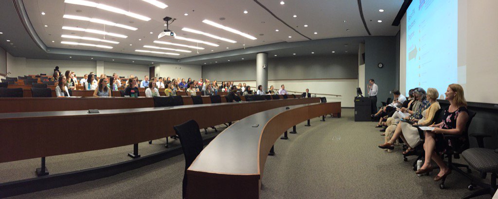 baldheadted's tweet photo. #EmoryPA 2018 class: 54 students; 15% advanced degrees; 8376 avg hours past healthcare experience @EmoryMedicine https://t.co/VH6ftIfGRu
