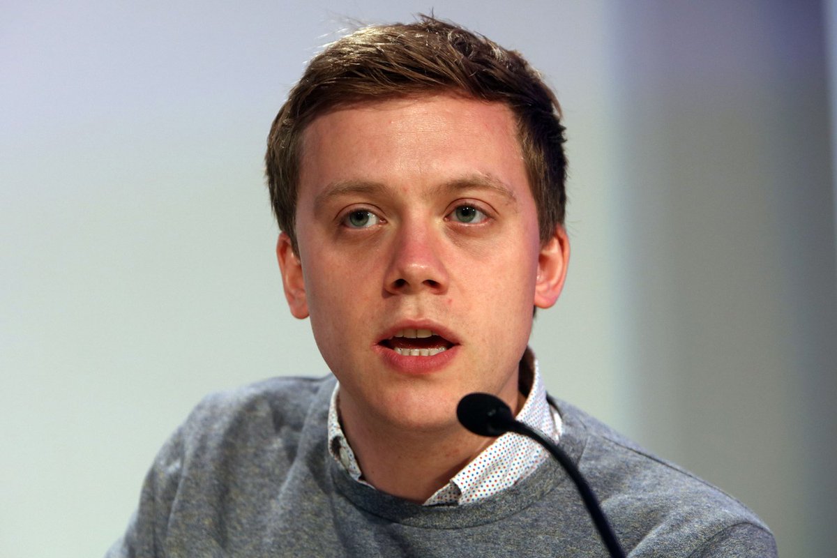 #RobotWars Corbyn supporter Owen Jones labelled 'Blairite traitor' for… sh.st/LG0oG #TheVoiceNigeria
