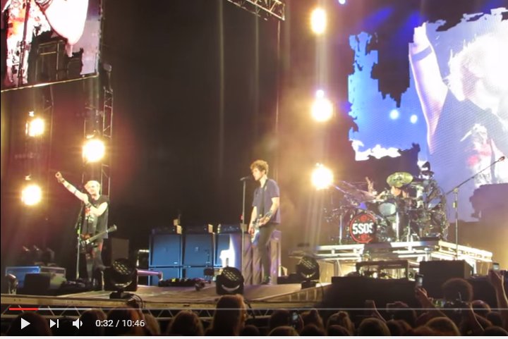 gravempt's tweet photo. 5SOS DEBUTS "NEW" SONG LIVE +other songs | HERSHEY PARK 
To See More ......https://t.co/kNbQ6EVUIk
#5SOSHiatus https://t.co/An5Hb48f7w
