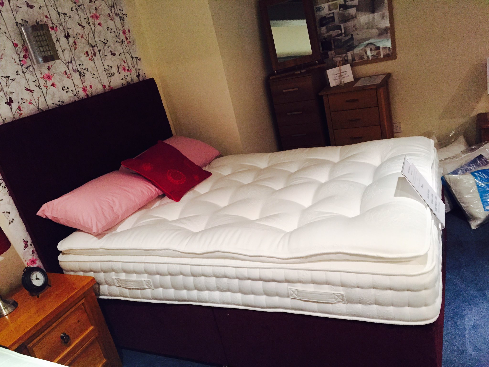 mysleep on Twitter "Simply carpets & beds horsforth stockist spara3000pillowtop 
