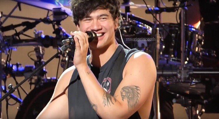 CALUMHOODADORE's tweet photo. he's so incredibly beautiful https://t.co/WwZIDJx01Y
