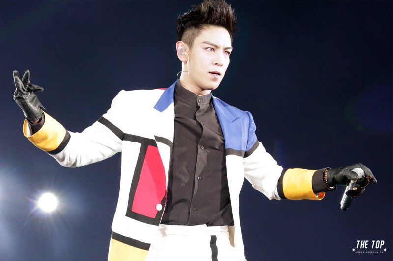 agosuji_tttop's tweet photo. タプさんのセンイルまでに1104RTお願いします💕
行かないと思うけど行ったらそこで止めてください🐸🐸
#BIGBANG好きな人RT
#タプのせんいる
#1104RT
#事故画で担降りしない人RT https://t.co/MnxIRQ2kja