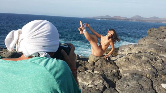 Great memories! working with @MikeTowersPhoto https://t.co/w62ryBVWfE<a class="tags" target="_blank" title="On Twitter" href="/?out=eyJ0eXAiOiJKV1QiLCJhbGciOiJIUzUxMiJ9.eyJpYXQiOjE3MjA5NjU2NTEsImlzcyI6InR3cG9ybnN0YXJzLmNvbSIsIm5iZiI6MTcyMDk2NTY1MSwiZXhwIjoxNzUyNTAxNjUxLCJyZWRpcmVjdF91cmwiOiJodHRwczovL3R3aXR0ZXIuY29tL01pa2VUb3dlcnNQaG90byJ9.EhDKJhoXJz-v3czxPxOX5UDrKsCXLTPVyg04gqtkwDlfgmYNK0GF2ym3jRxnF_oVPgbweCzNEU5f6AxMlfQkEA">@MikeTowersPhoto</a>
