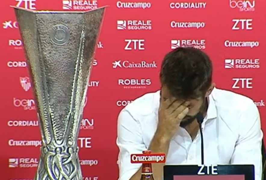 El hilo del Sevilla CoxFodhWIAAhMnS