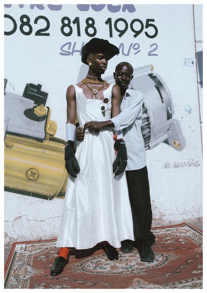 csm_news's tweet photo. 'Ibrahim Kamara (Fashion Comm grad) is Pushing Boundaries of Fashion, Gender &amp; Race' @wmag https://t.co/mKSHOHTVIK https://t.co/FOGMeQUBPj