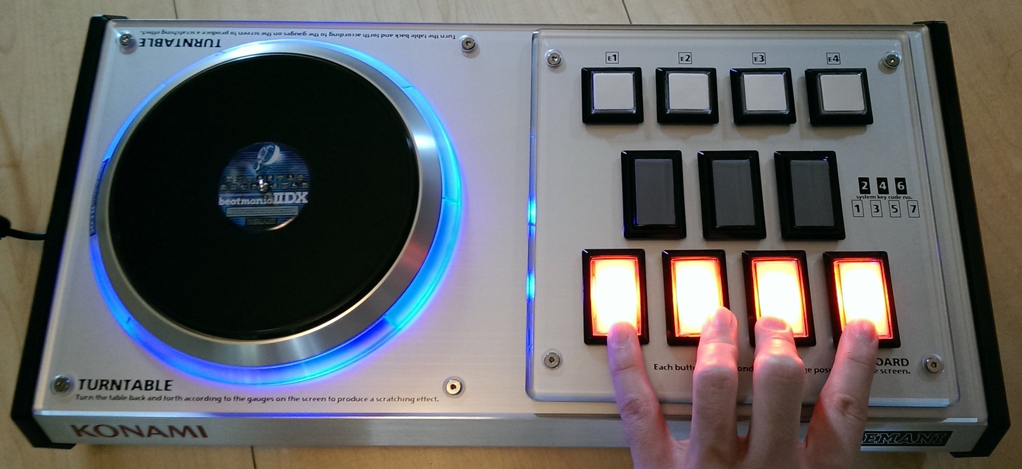 beatmania IIDX Infinitas プレミアムコントローラー KONAMI Beatmania IIDX INFINITAS Dedicated Controller Entry