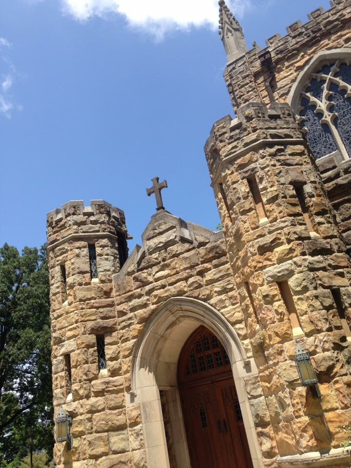 Laydon63's tweet photo. University Of The South #Suwanee #Tennessee #iseehistory #historicalplaces #harleydavidson #TAGrun #backroadshistory https://t.co/09ZWULKpGO