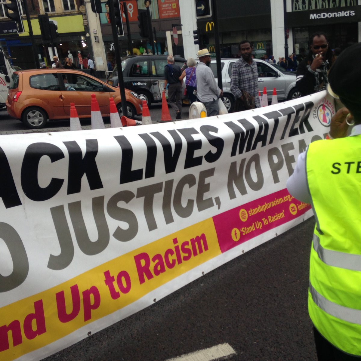 peoplesmesenger's tweet image. People on the move 4 reparations stand up &amp;amp; b counted @Rekindled212 @TheVoiceNews @nocolourbar