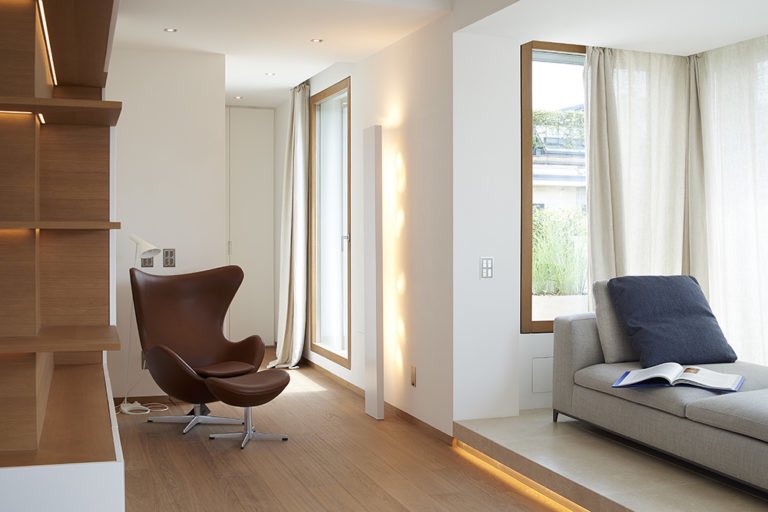 ANDREA_SEGLIANI's tweet photo. #Gorlini style #interiordesign #bespokedesign #windows #Brera #Milano @silviagorlini @MyChicJungle https://t.co/2pfjP1fAV3