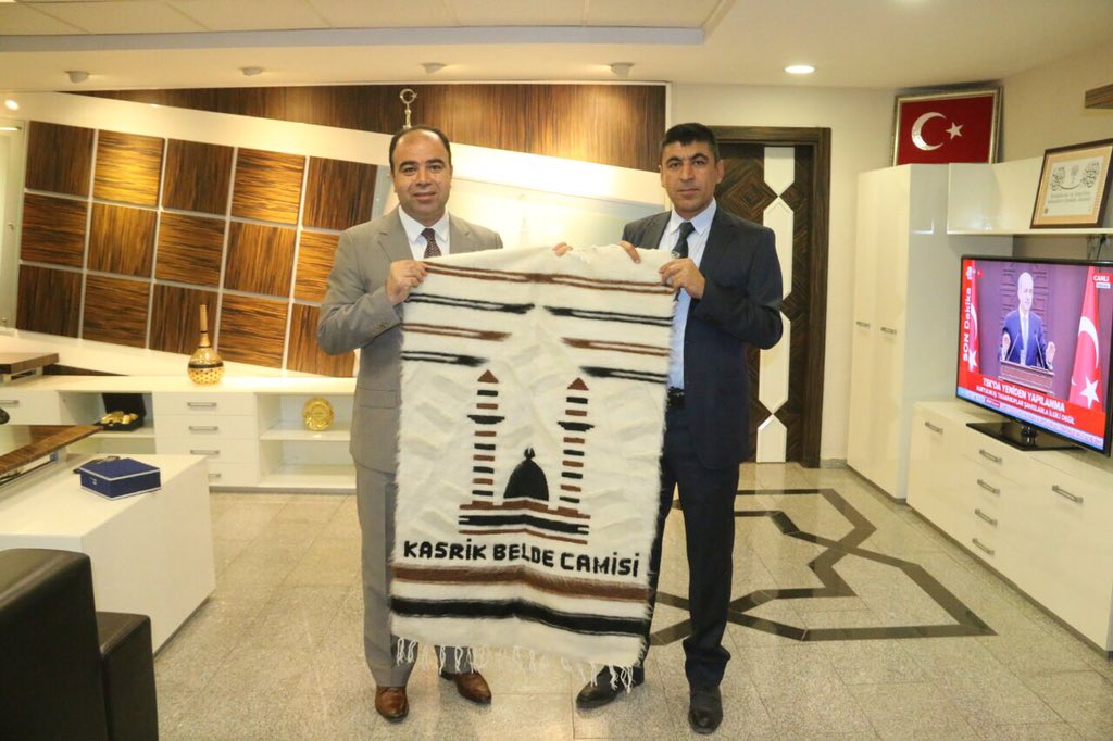 Kardeş Belediyemiz Kasrik Belediye Başkanı Sn.Sadun ŞANLI bizleri ziyaret etti. Kendilerine teşekkür ederiz.