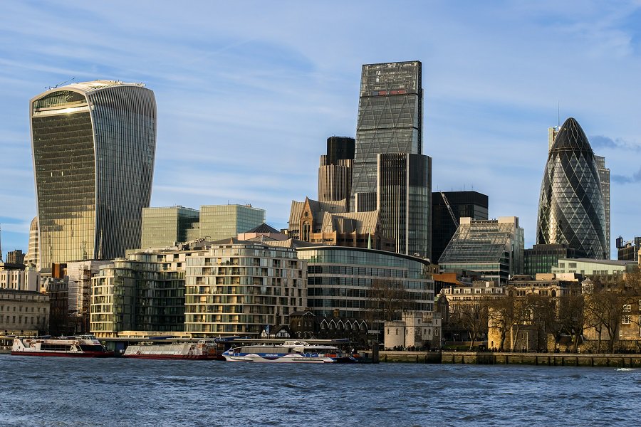 LeftFootFwd's tweet image. Passporting peril: How can the UK make banking safer post-Brexit? bit.ly/2ami5TY  #passporting #brexit