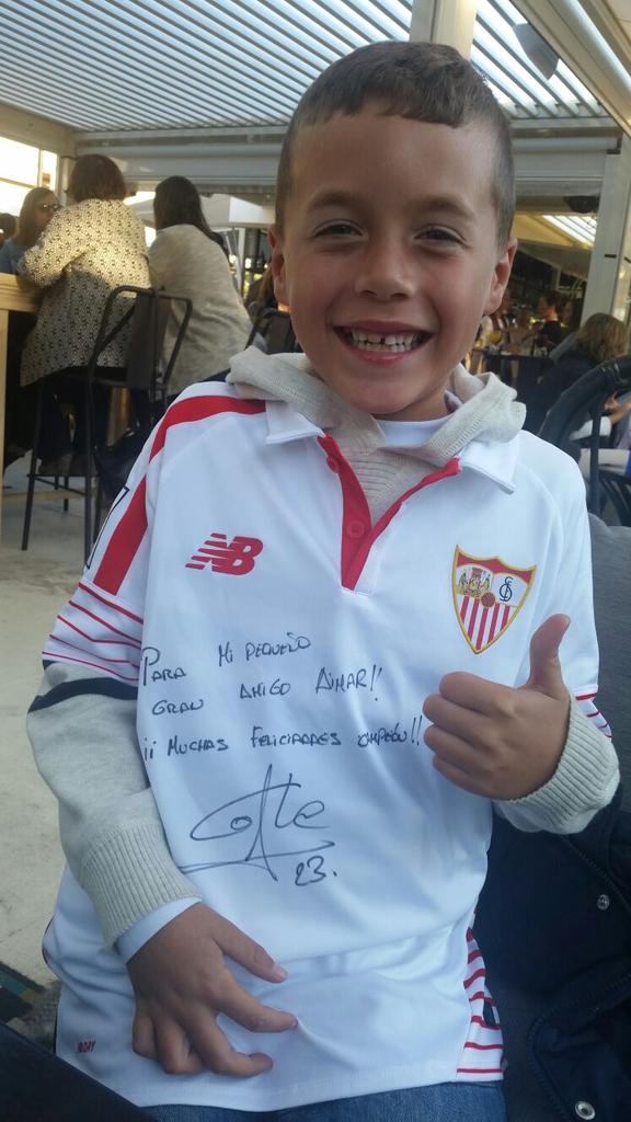 gladiatorvilla's tweet photo. Una sonrisa camino de Alemania @coke23andujar https://t.co/HOTleP9FWa