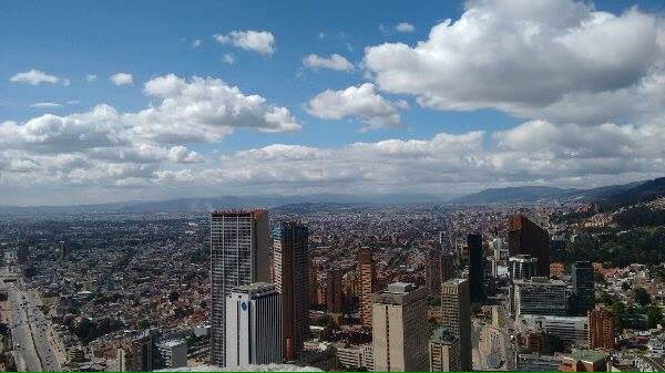 HotSpotGs's tweet photo. #FelizDía a todos nuestros Usuarios 🌟 con #HotSpotG comienzas la semana recargado de energía 😎 https://t.co/Swo4hAn4zp