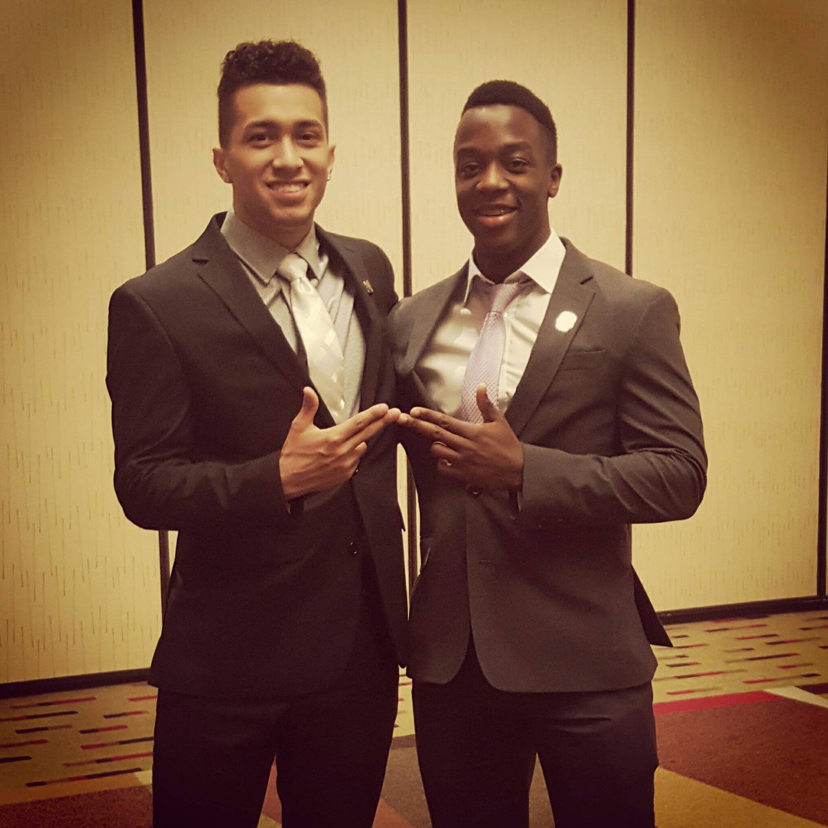BestChiRealtor's tweet photo. #Betacon2016 https://t.co/VYQFNqKENQ
