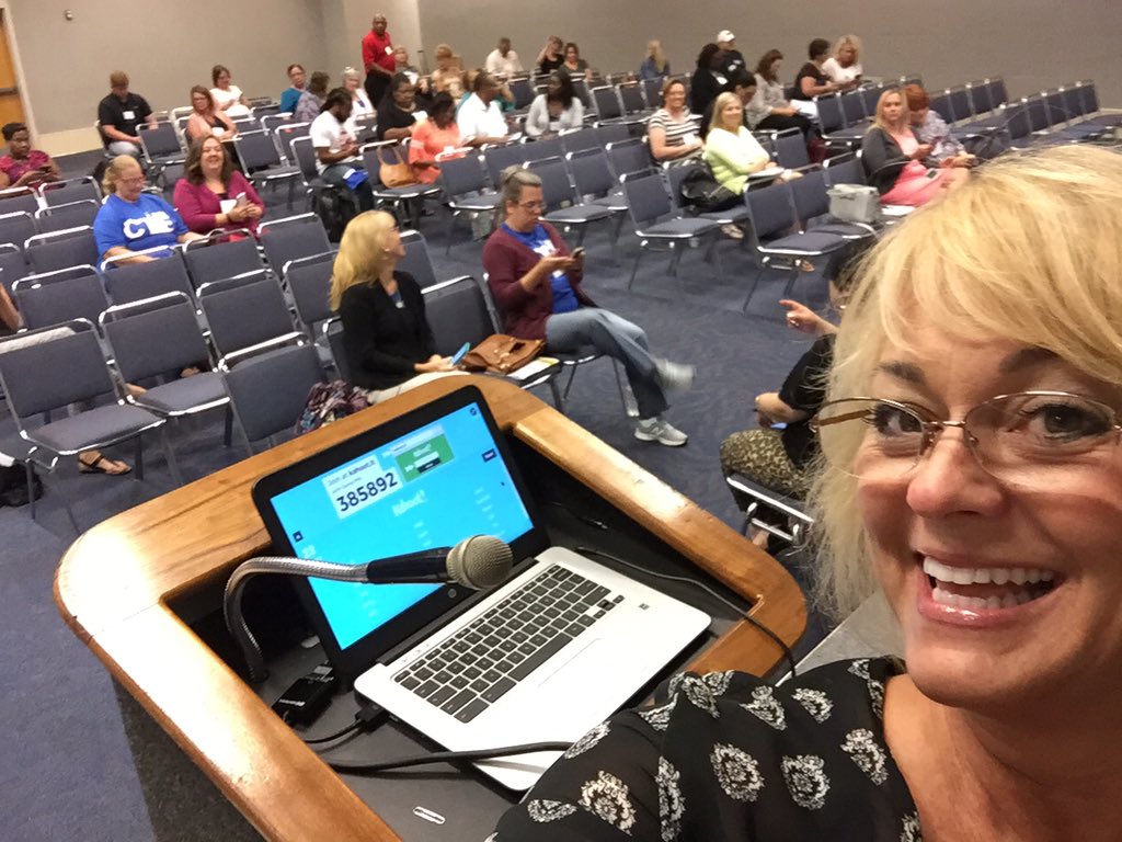 freenbean's tweet photo. I had so much fun presenting Google Gadgets & Grins this morning! #aracte https://t.co/0fLCKw4H74