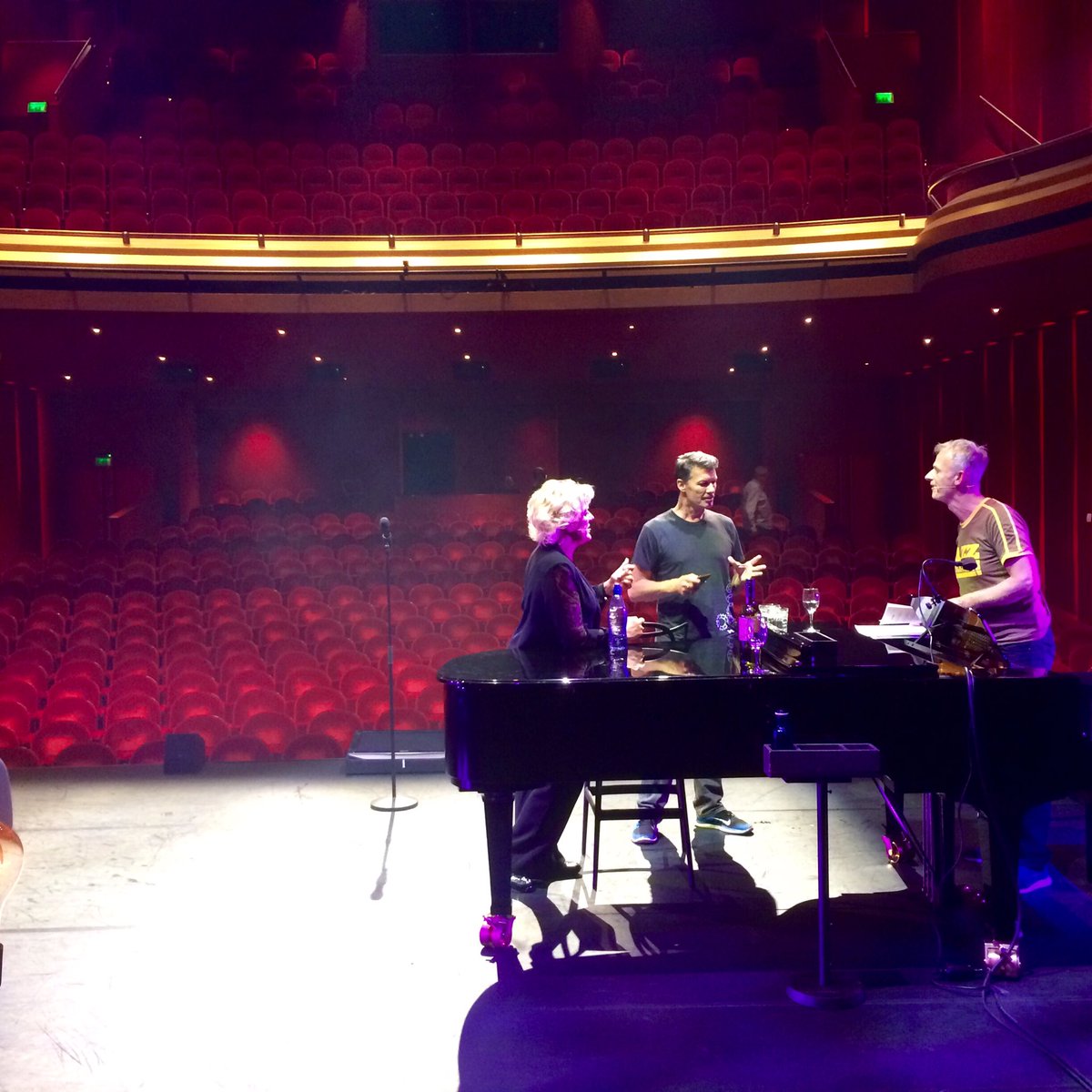 We pakken m weer op, na de zomerstop! Simone @delamartheater. #repetitie met <a href="/corbakker/">Cor Bakker</a> 👍🏻