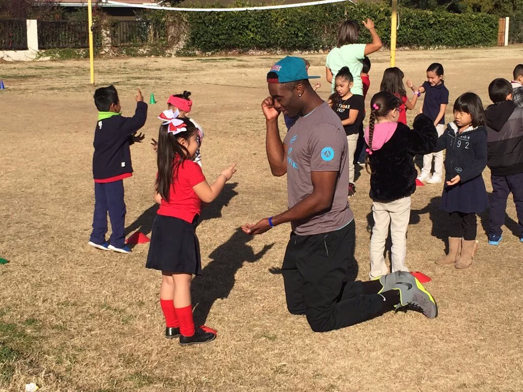 PlayworksAZ's tweet photo. Countdown: 5 days until our Americorps superheroes start on the playground. @myUHC @BalszSD @csdsocial @KyreneSD https://t.co/g3ZZbo9yy0