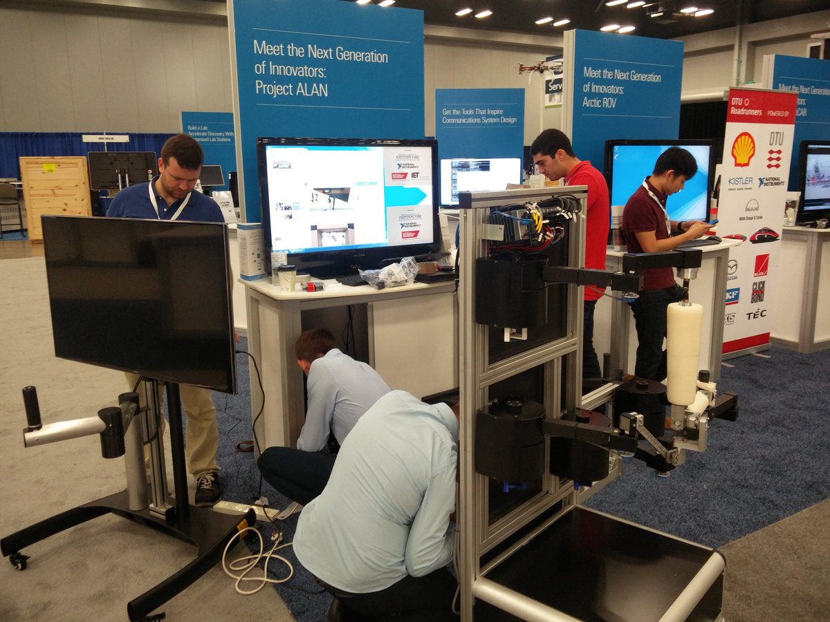 RoboticRehab's tweet photo. ALAN has arrived! Come see us at our stand (when we're ready :)) at #NIweek @NIglobal @LeedsUniEng @niukie https://t.co/ucWtC2Denz