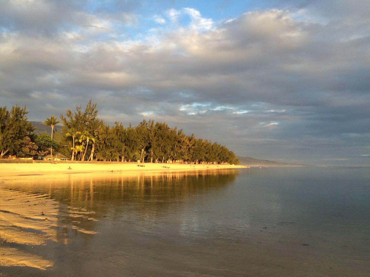 XaviCaminals's tweet image. Què tal les teves vacances? De moment passant l'estiu a la Illa #LaReunion. Aquí és hivern... Res a veure.