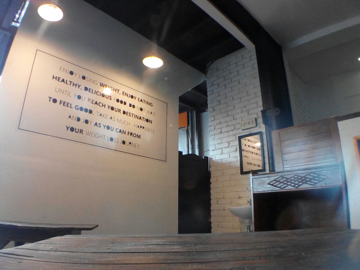 4 hari lagi kita resmi menjamu kalian pecinta bubur! Jumat, 5 Agustus 2016! BOOR HOST Jl. Cihampelas No.124