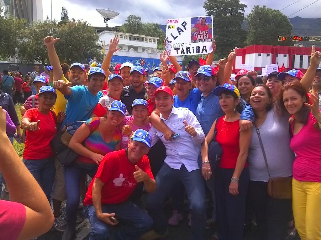 OscarAlvarez01's tweet photo. #Fotos4 En apoyo a la #GMAS marchamos el pasado viernes #VielmaMoraConstruye cc @VielmaEsTachira @todasconvielma https://t.co/vXJdugd87j