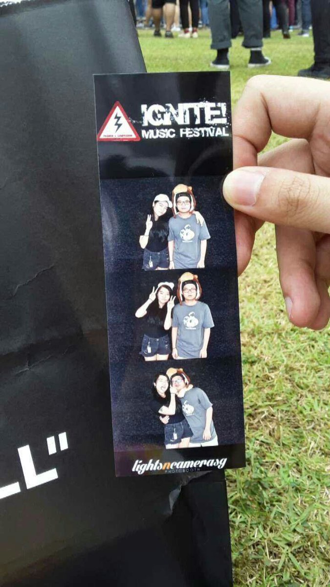 M4lev0lent's tweet photo. With my best bud @YungPadajuan
#IGNITEMUSICFEST https://t.co/78KJiUm8F2