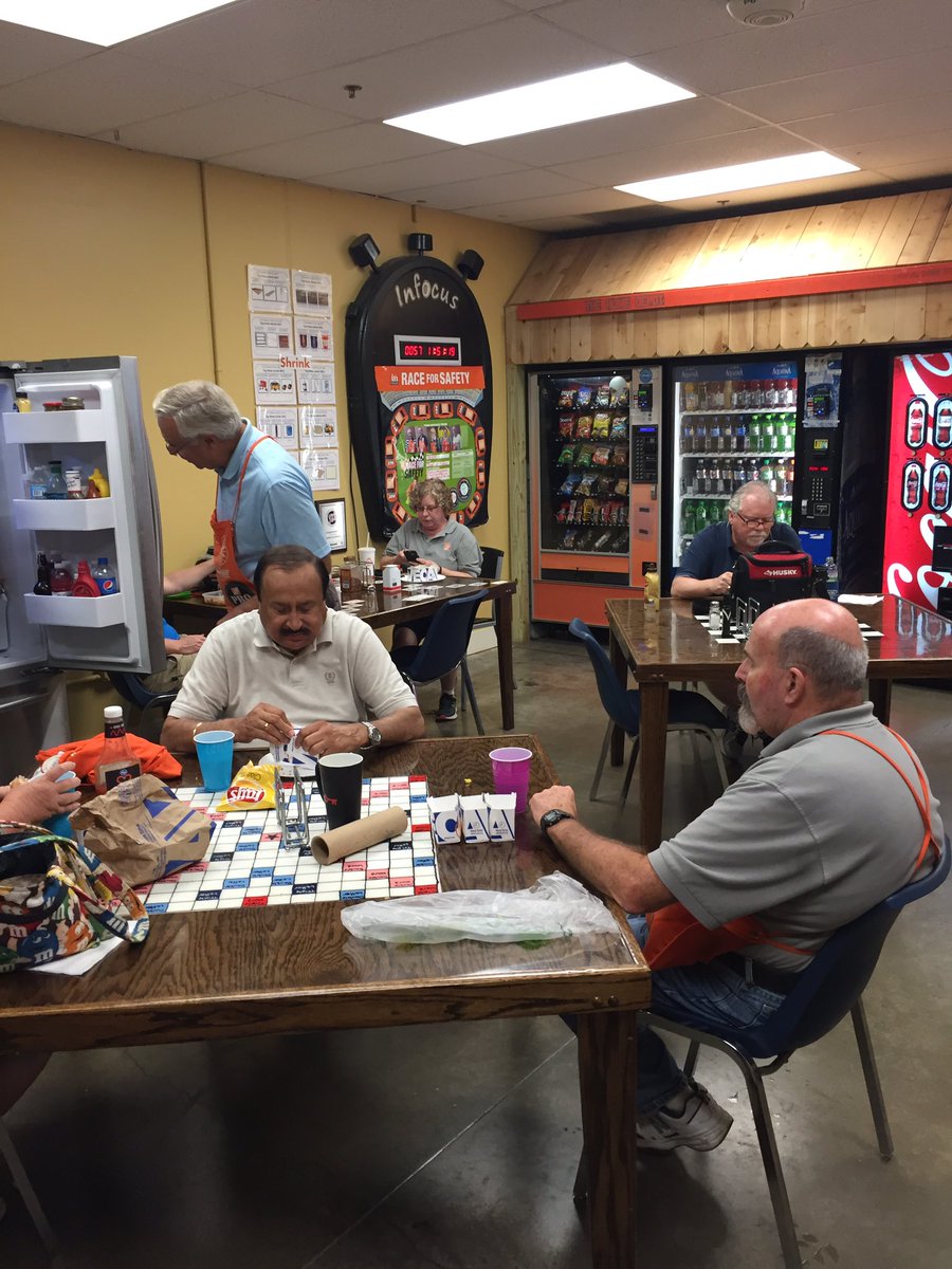 underhillbk's tweet photo. @WhiteCastle for all associates to celebrate their hard work! @HDsouthportIN @BPlantenberg @mlindsey1223 https://t.co/NDsimVaFkn