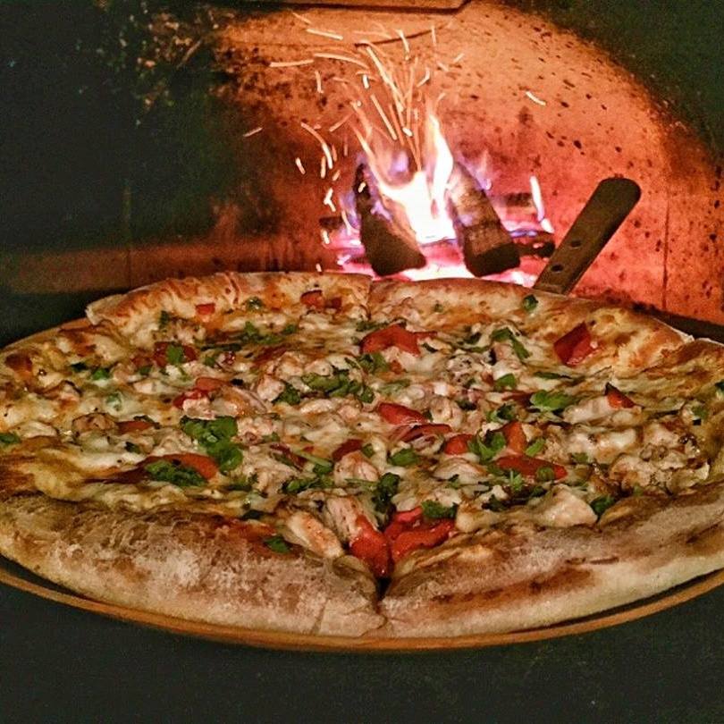 DowntownHWV's tweet photo. Lunch at @BackyardPizzaRB #RestaurantWeek #HuntingtonWV https://t.co/WA9NC6EOtE
