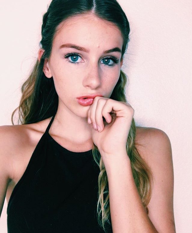 Aliceinwilliams's tweet photo. I gotta go to workkkkk https://t.co/EeVUvWpigy