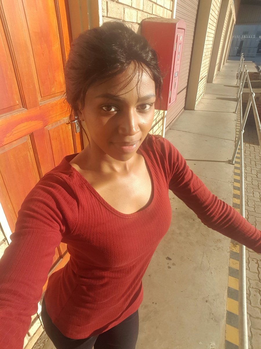 Zenande_O's tweet photo. https://t.co/p1tSYvYAXJ