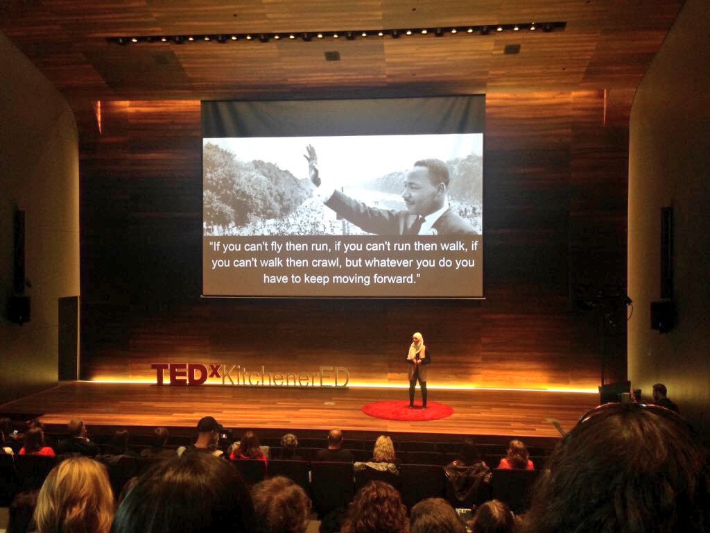 I stood in front of 300 people to tell my story about being a refugee #CanYouHearUsNow youtube.com/watch?v=CzHP-P…