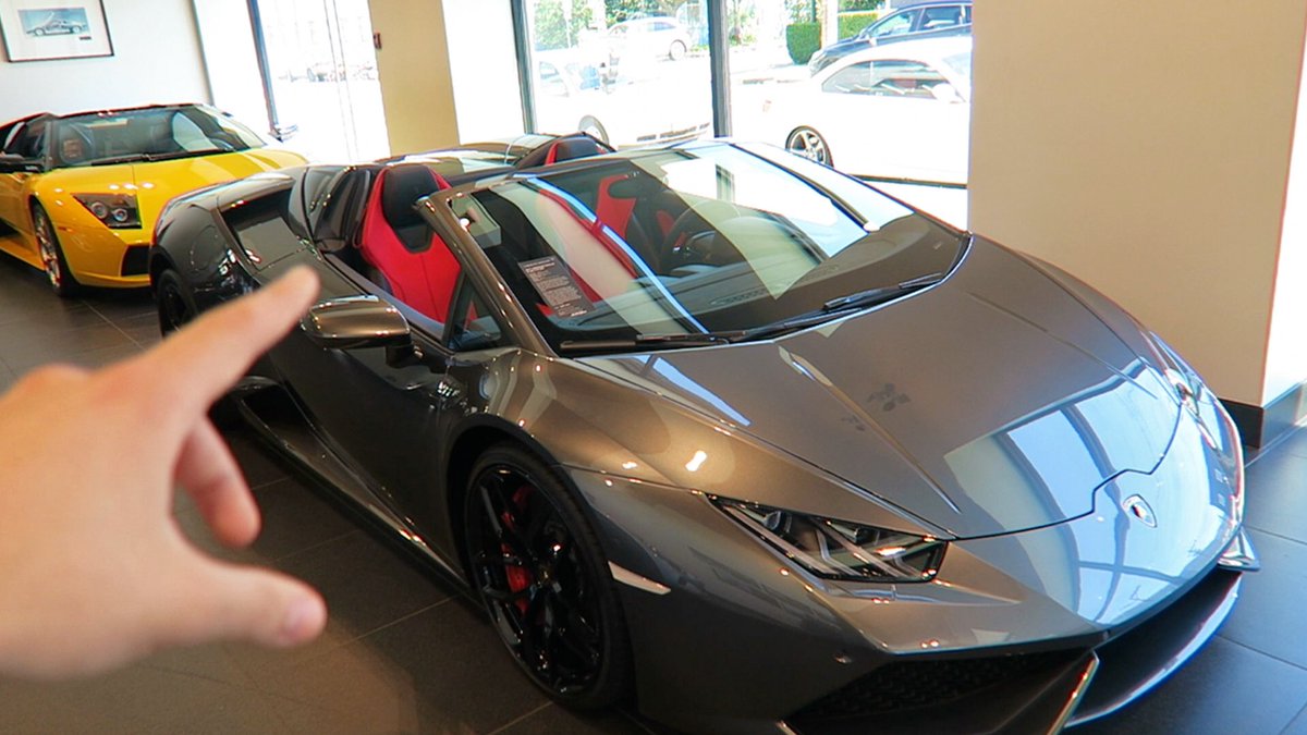 TypicalGamer's tweet photo. BUYING A LAMBORGHINI?! Check out my newest video! Click here: https://t.co/z7h4lQCnLa https://t.co/vidyiLeHMb
