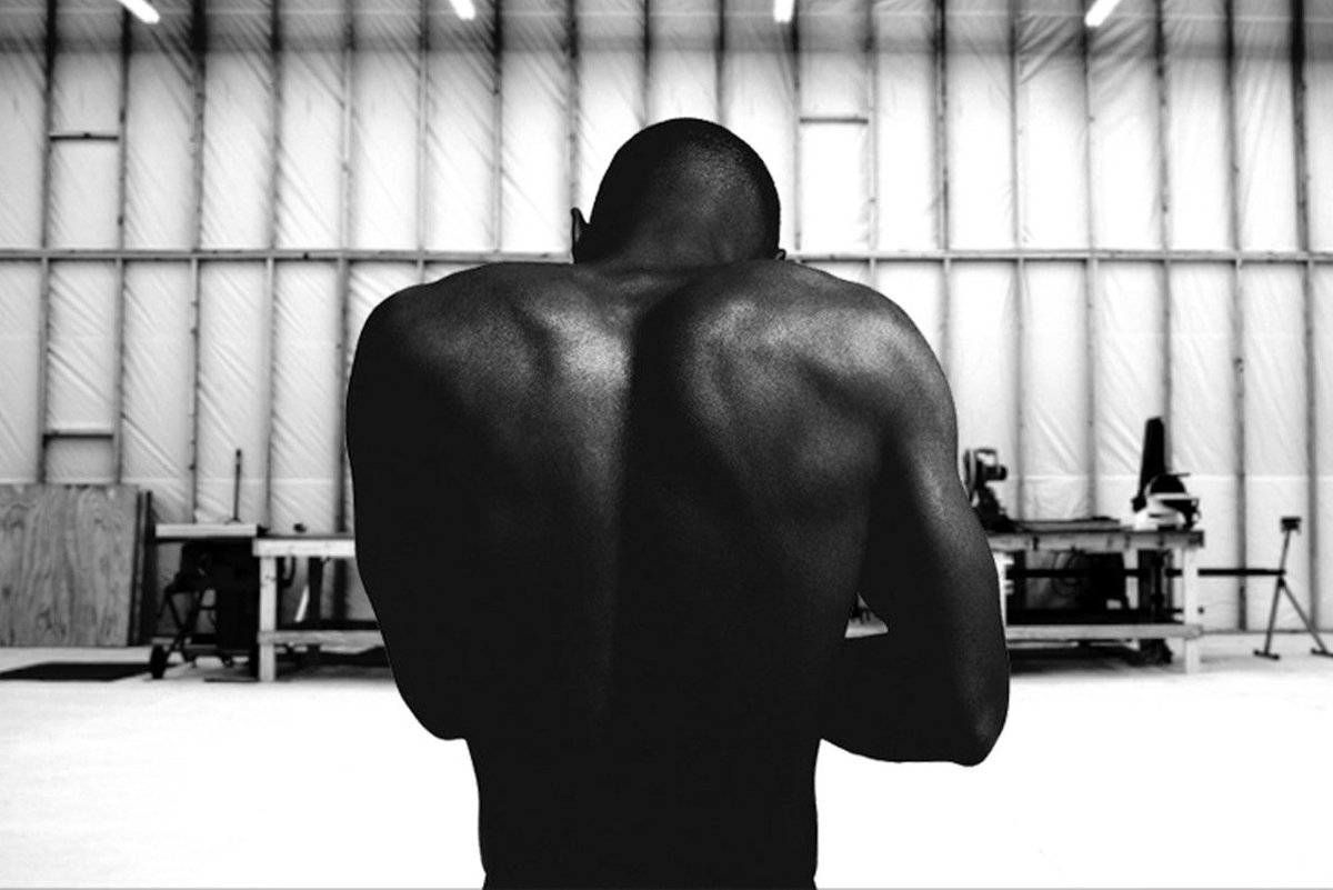 Still having troubles viewing the Frank Ocean live stream? View a YouTube stream here: bit.ly/2aFm2G6