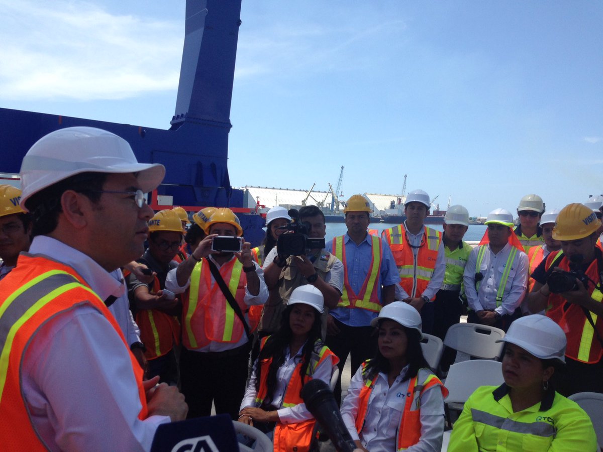 Presiente Morales se dirige a empleados del TCQ <a href="/CanalAntigua/">Canal Antigua</a>