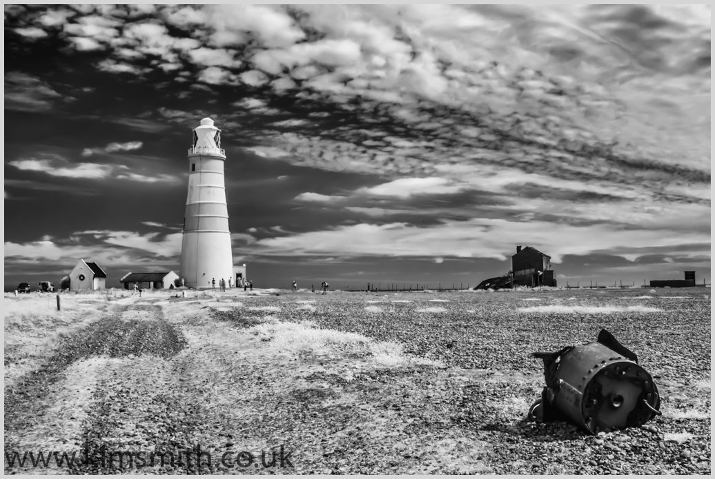 KimSmithPhotos's tweet photo. An infrared image of Orford Ness lighthouse in Suffolk 
#orford #lighthouse #infrared https://t.co/9GZRmkxYHQ