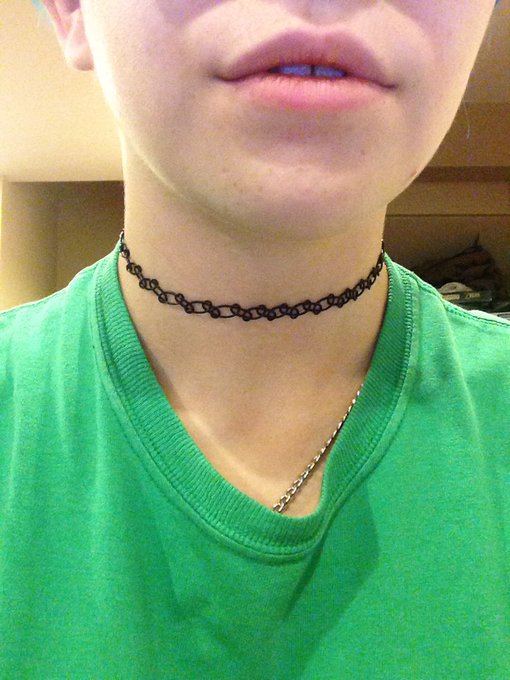 pastel goth aesthetic unlocked 🌸 https://t.co/jdTg0zWl5i