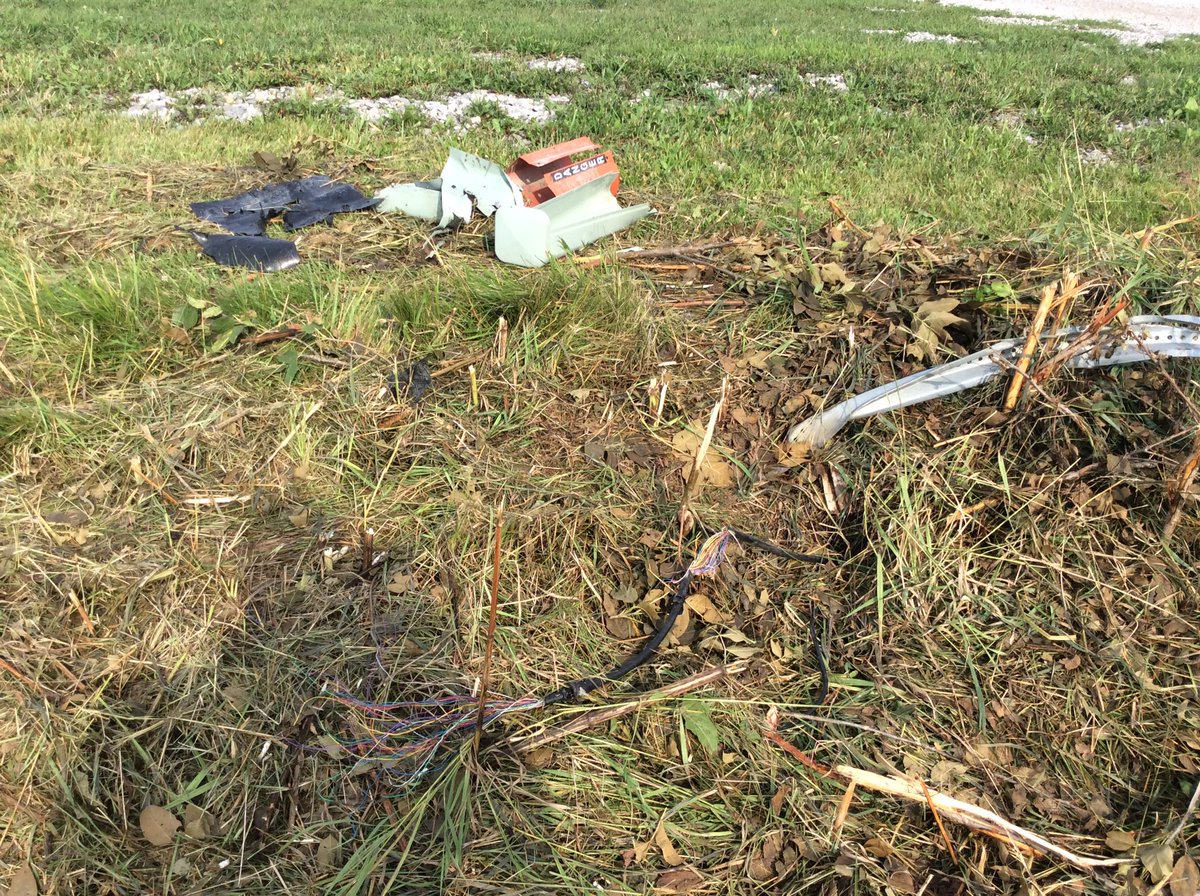 BobGunzy's tweet photo. Kids can't watch Netflix 'cause the telephone box got demolished by a batwing mower. #firstworldfarmerproblems https://t.co/SbX0JGTGYB