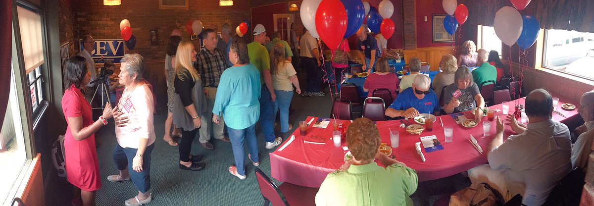 BevForLG's tweet photo. Great crowd for our meet &amp; greet in Rolla today. Special thanks to our host Sue Stoltz! #momentum #BevForLG https://t.co/n6ebm8Pmzy