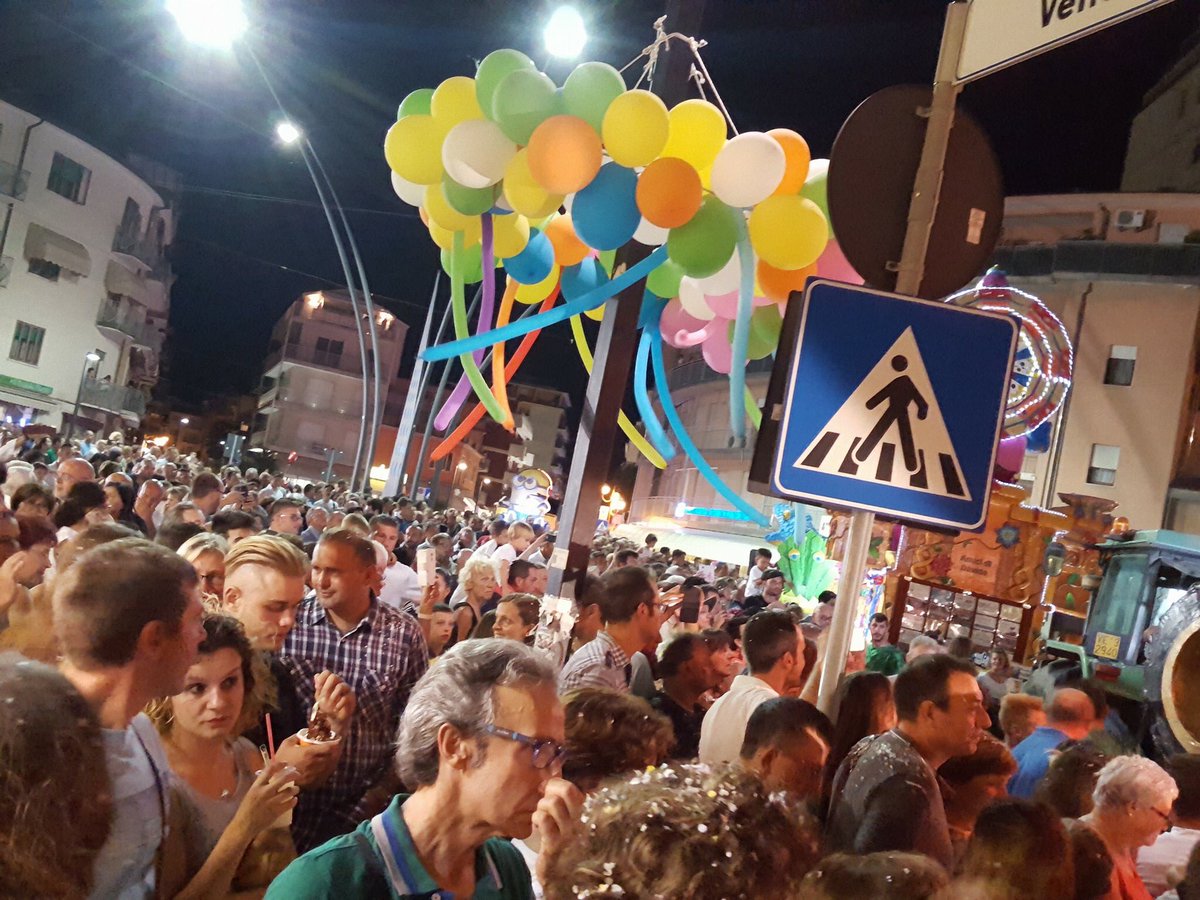 Carnevale estivo 30/07/016 #conchioggiasi #chioggiatv #ascomchioggia #comunedichioggia