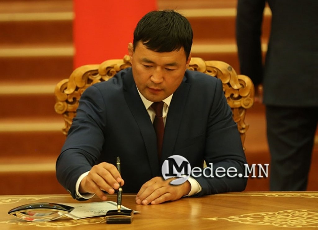 А.Сүхбат: Шинэ гишүүдээс хамгийн мулгуу нь би байх medee.mn/main.php?eid=8…